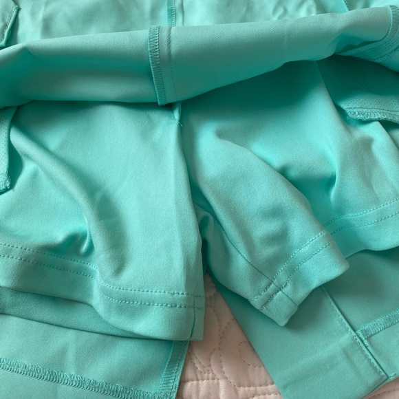 $10 SUMMER SALE Izod Golf skort - Picture 8 of 10